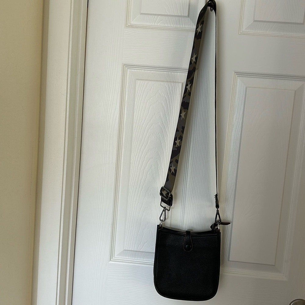 Crossbody bag
